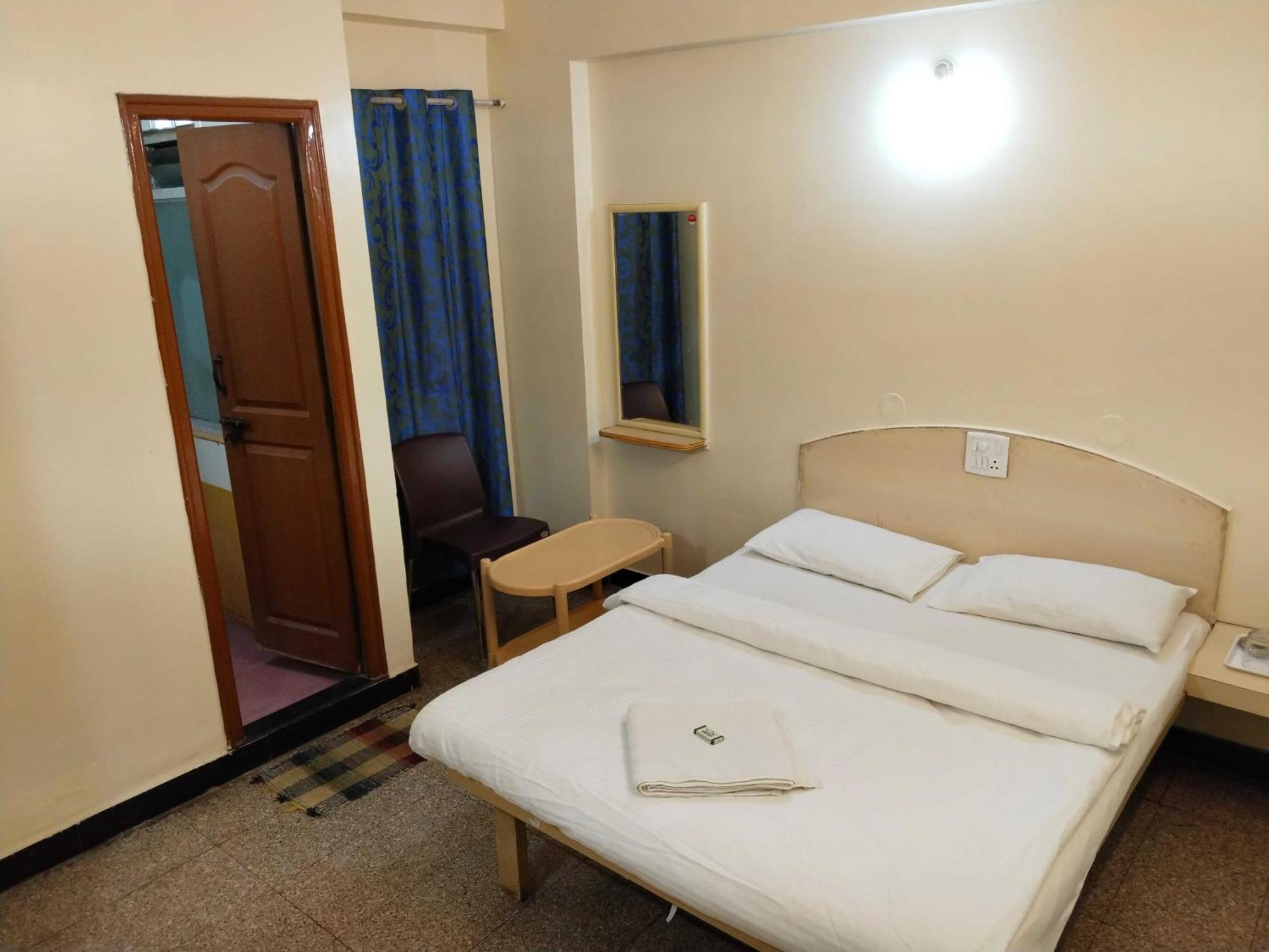Hotel O Sri Vijaya Palace Lodging Бангалор Экстерьер фото